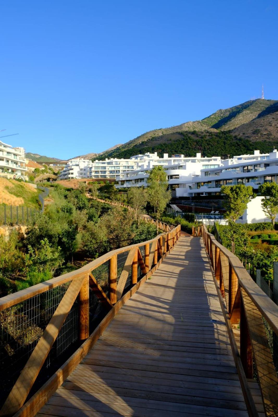 Amazing 3 Bedroom With Seaviews In Higueron Appartamento Málaga