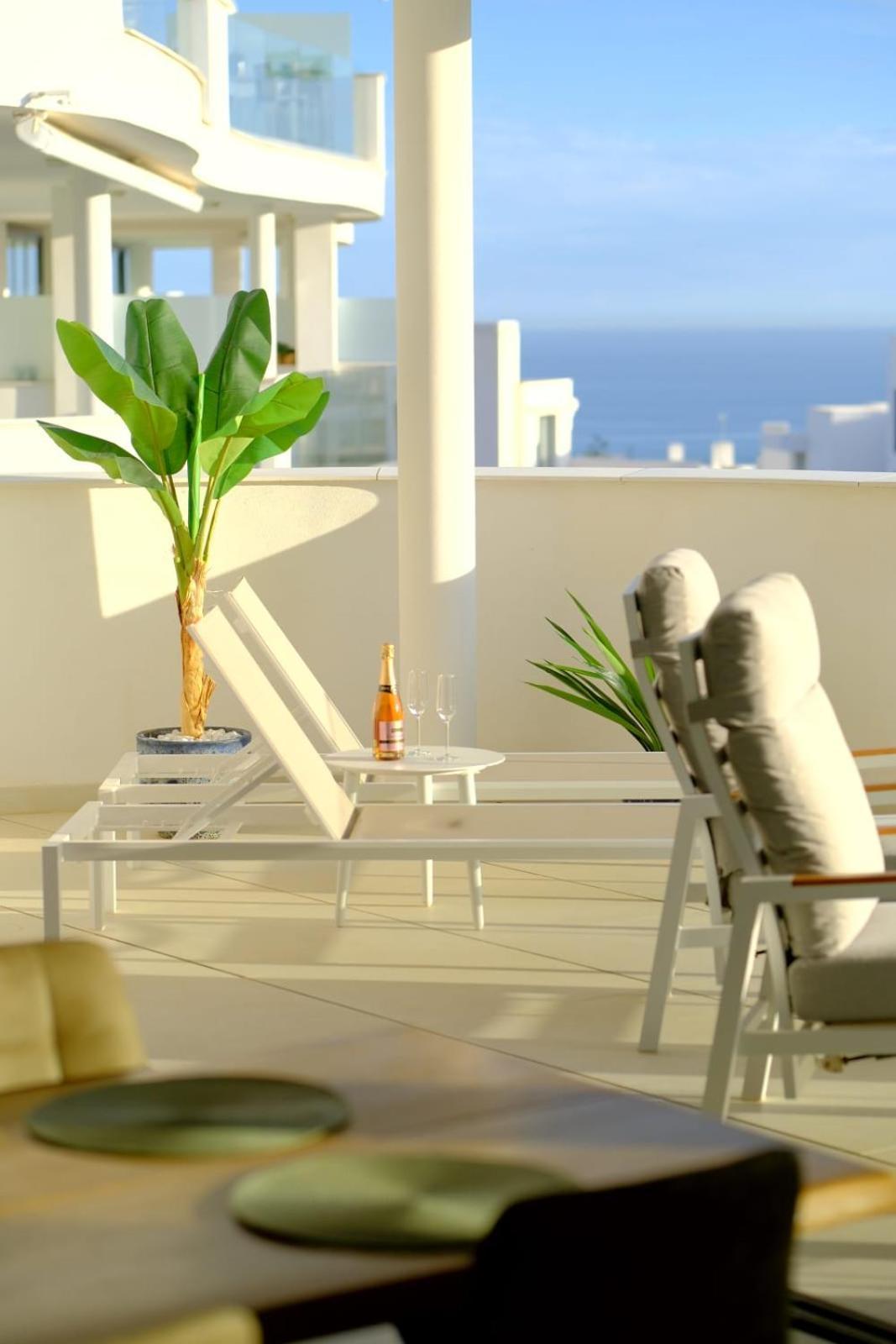 Appartamento Amazing 3 Bedroom With Seaviews In Higueron